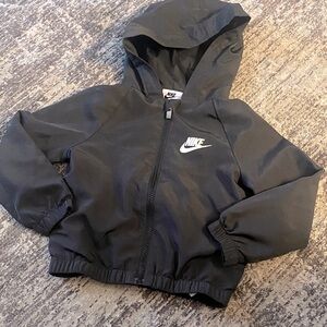 Nike Dri fit toddler boys Hooded Windbreaker jacket 2T black